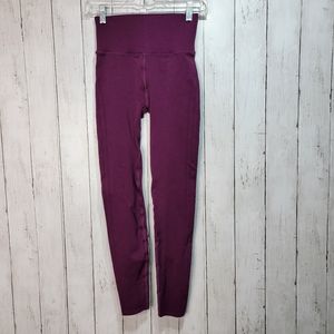 FABLETIC Women's High Waisted Purple Skulpknit Leggings 7/8 Length Size XS.